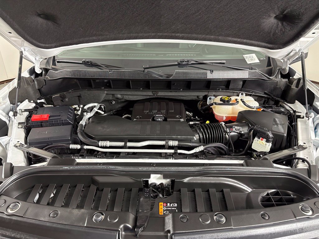 Used 2023 Chevrolet Silverado 1500 LT AWD/4WD image 44