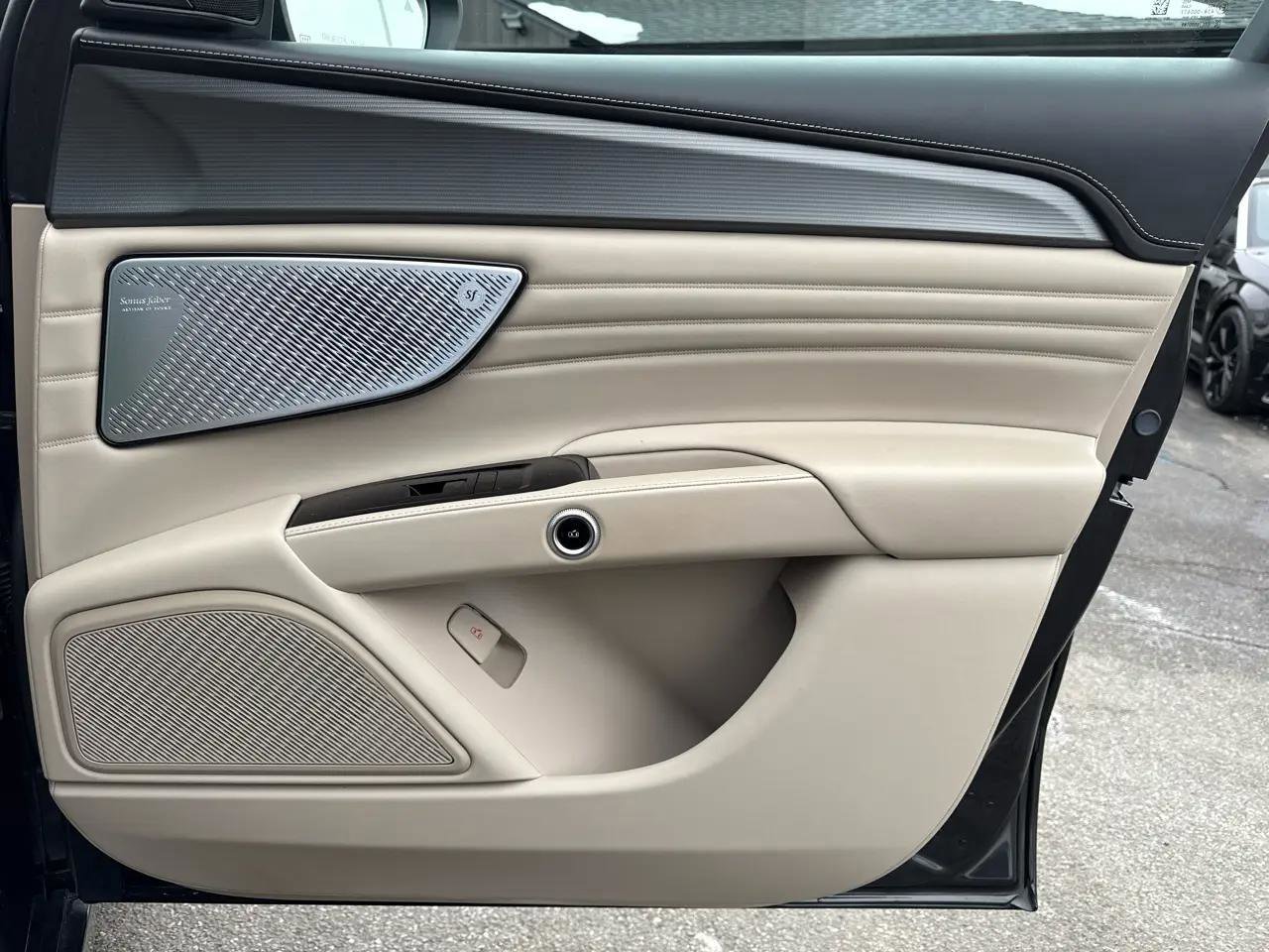 Used 2023 Maserati Grecale GT image 37