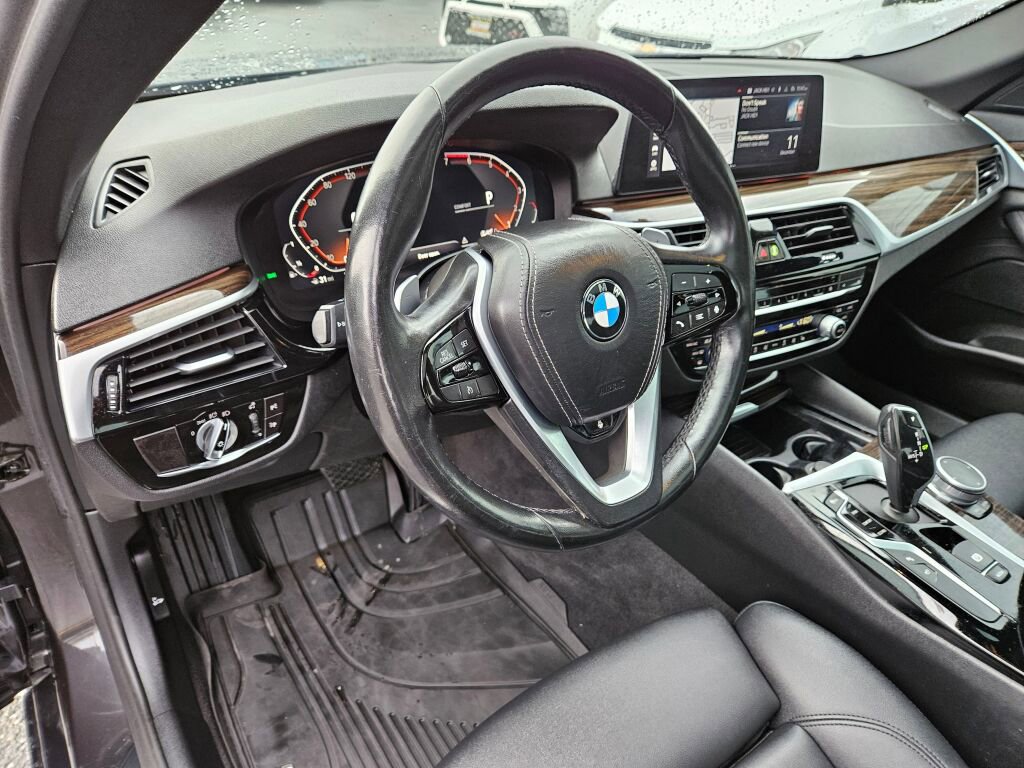 Used 2020 BMW 530i xDrive w/ Convenience Package image 16