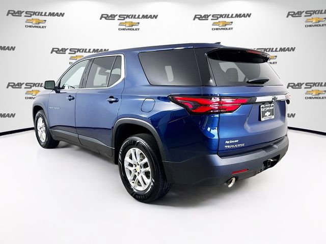 Used 2023 Chevrolet Traverse LS image 5