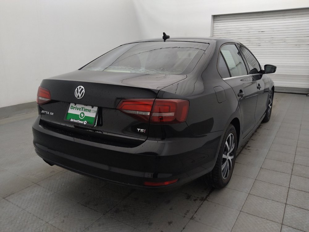 Used 2018 Volkswagen Jetta SE FWD image 9