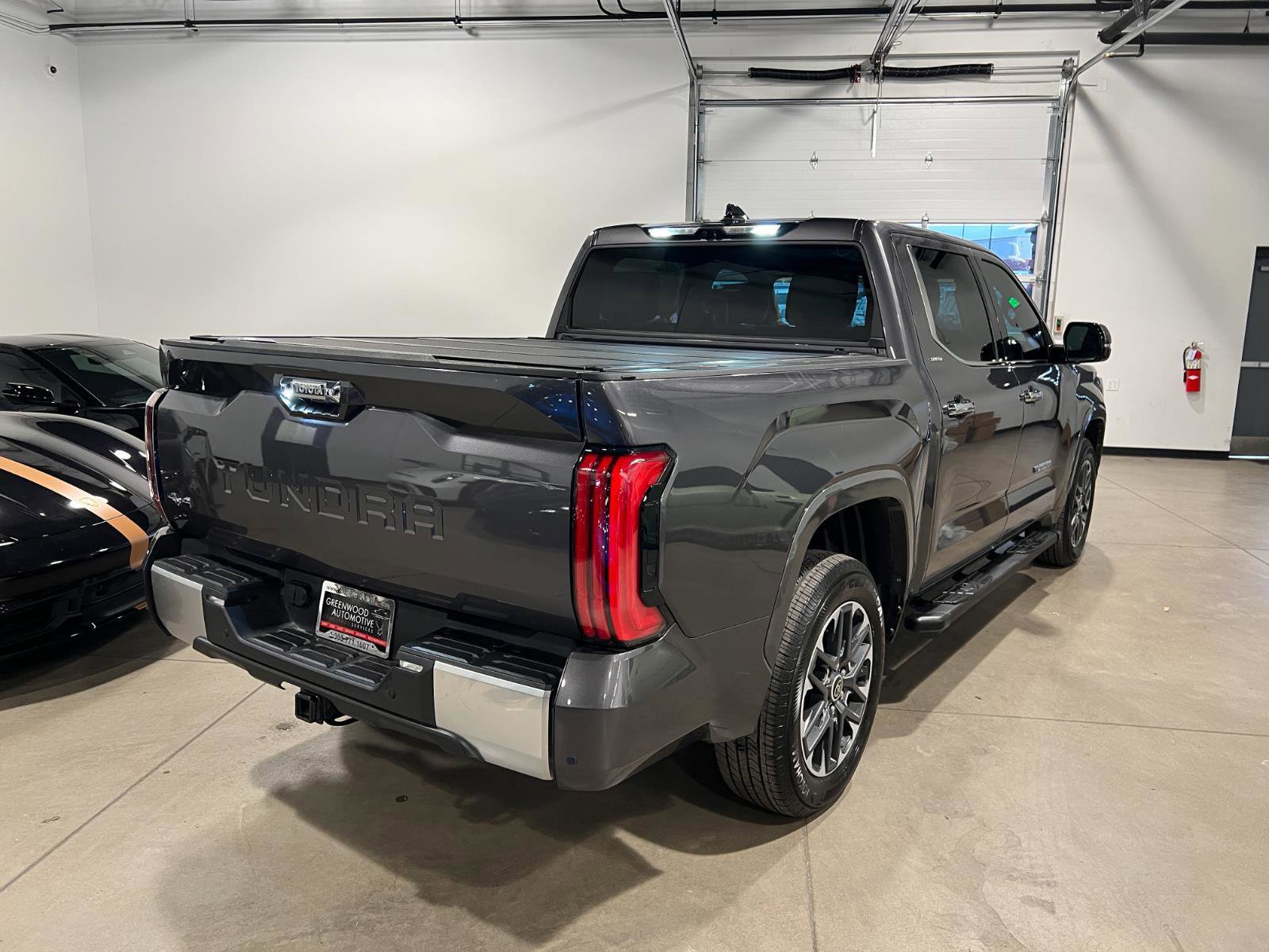 Used 2022 Toyota Tundra Limited image 3