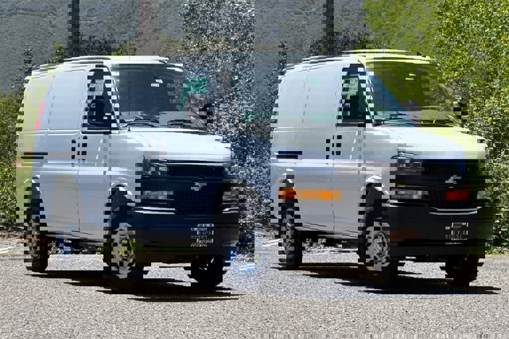 New 2025 Chevrolet Express 2500 w/ Driver Convenience Package image 2