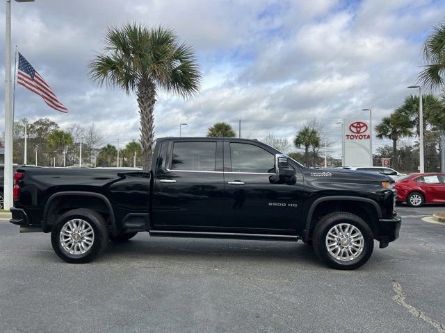 Used 2022 Chevrolet Silverado 2500 High Country w/ Z71 Off-Road Package image 8