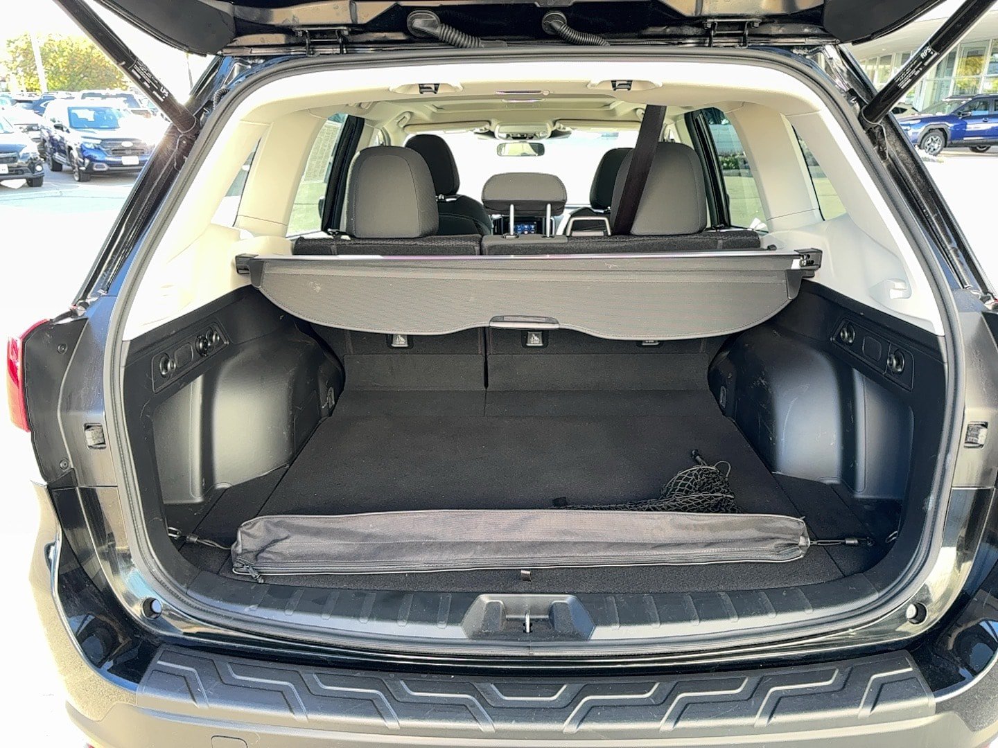 Used 2023 Subaru Forester Premium AWD/4WD image 17