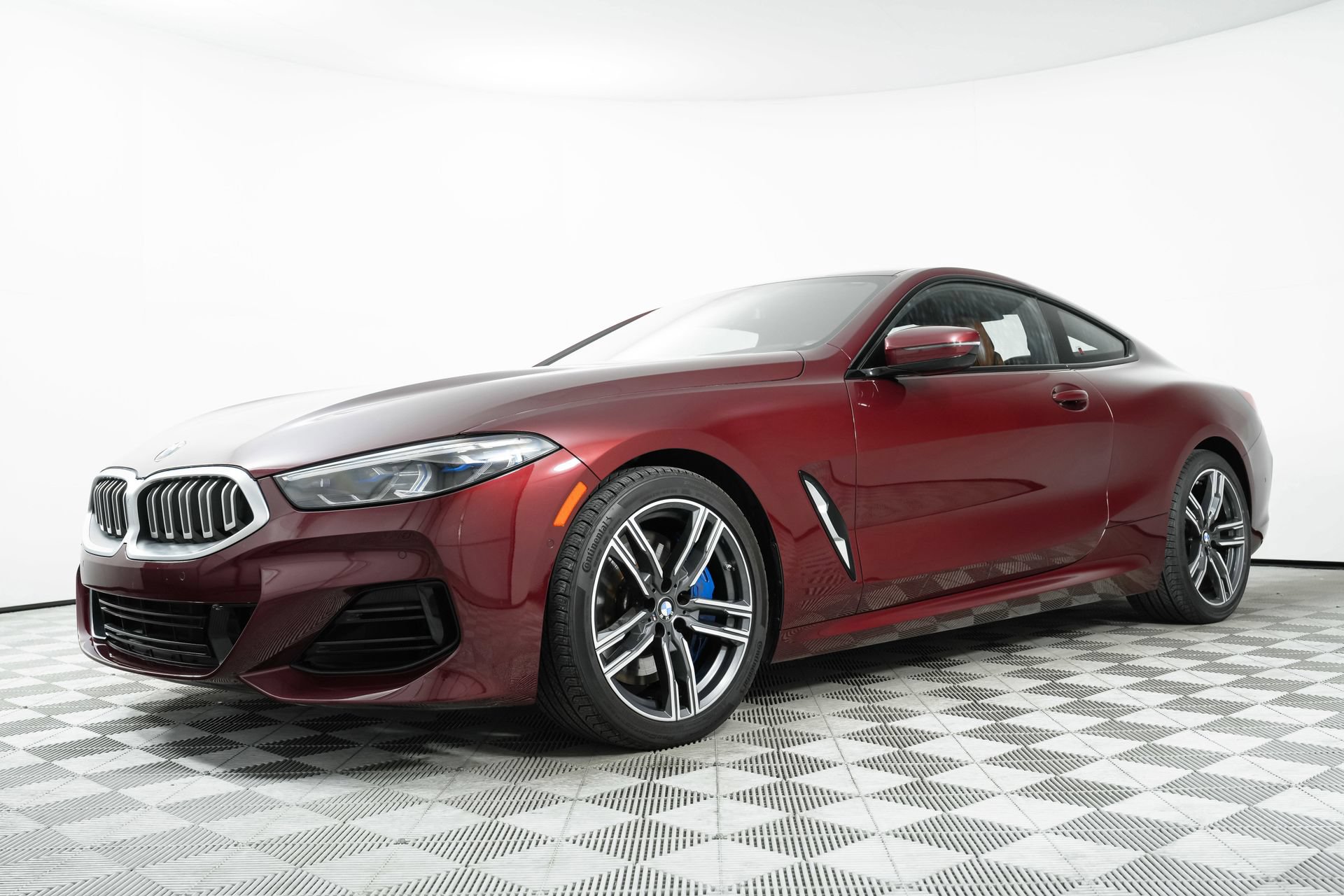 Used 2023 BMW 840i xDrive Coupe AWD/4WD image 3