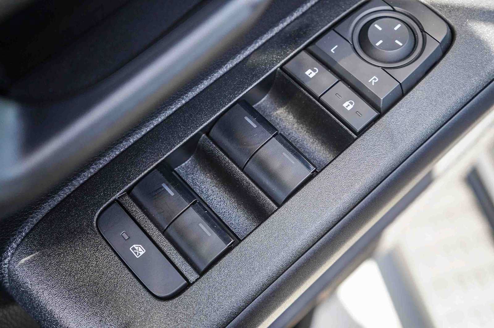 Used 2025 Toyota 4Runner SR5 RWD image 23