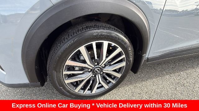 Certified 2024 Nissan Kicks SV image 9