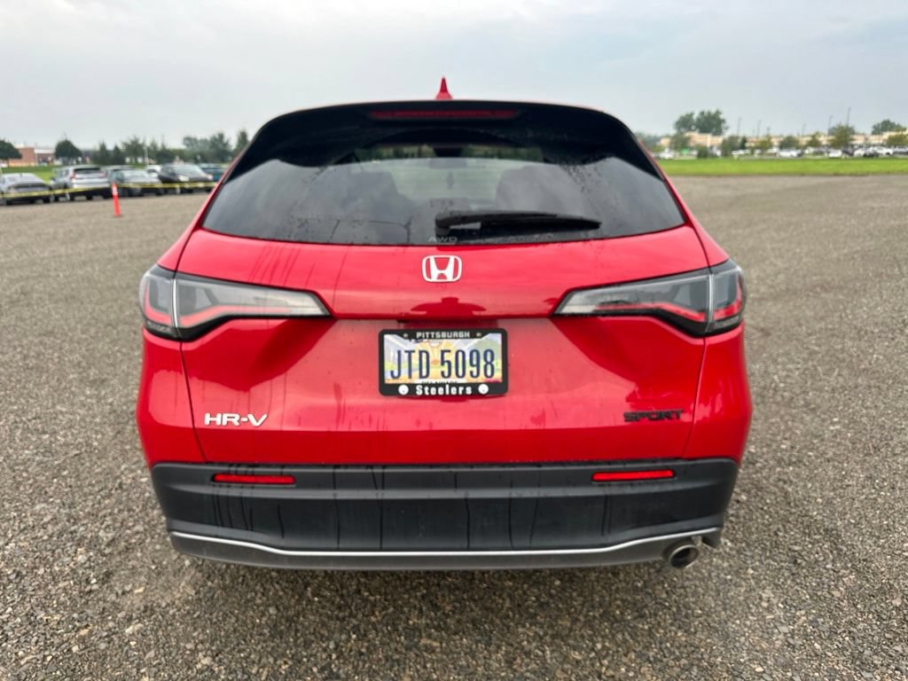 Used 2025 Honda HR-V Sport image 10