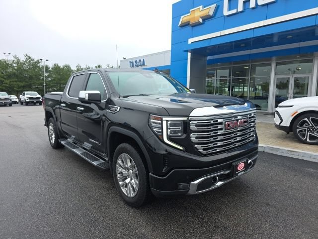 Used 2023 GMC Sierra 1500 Denali AWD/4WD image 1