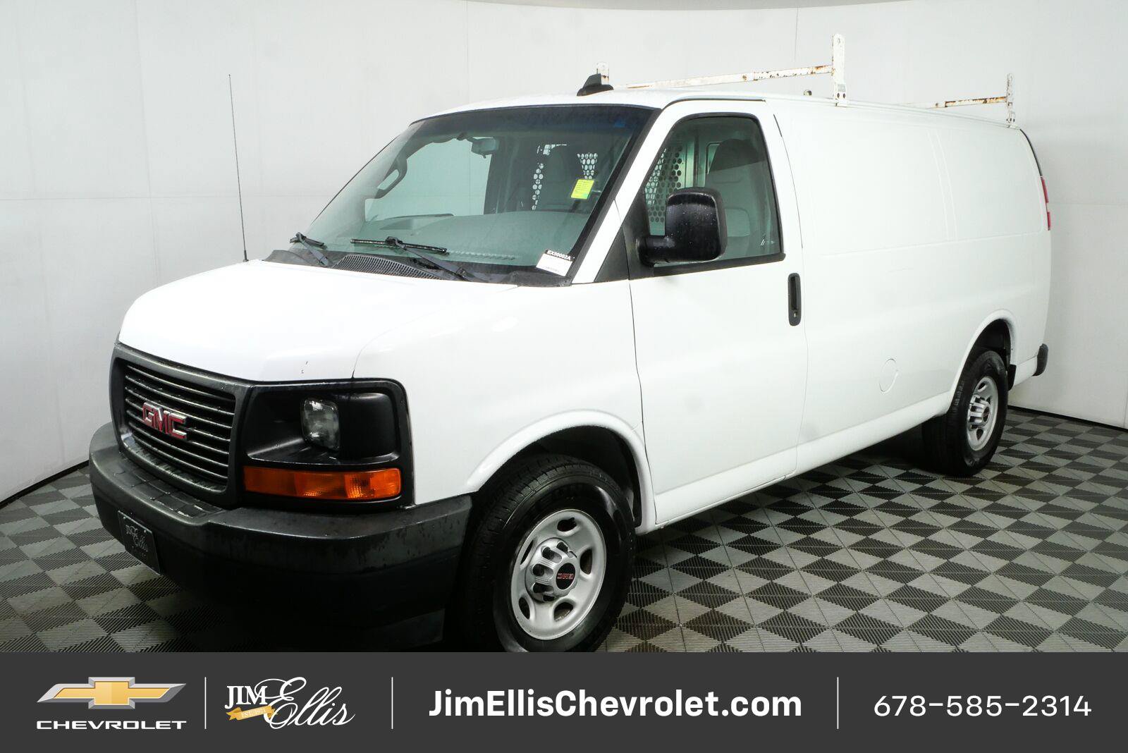 Used 2017 GMC Savana 2500 RWD image 20