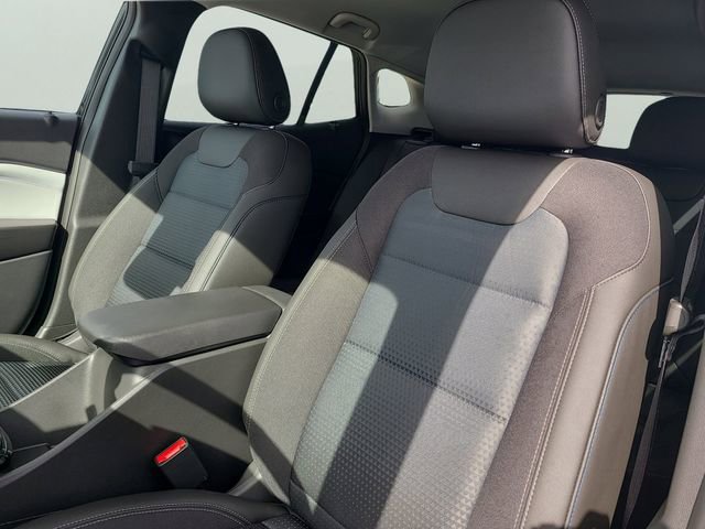 New 2026 Chevrolet Trax LT w/ Driver Confidence Package image 24