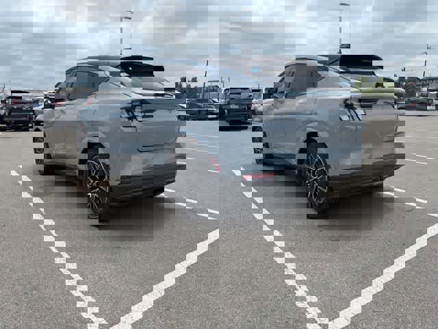 Used 2025 Ford Mustang Mach-E Premium image 3