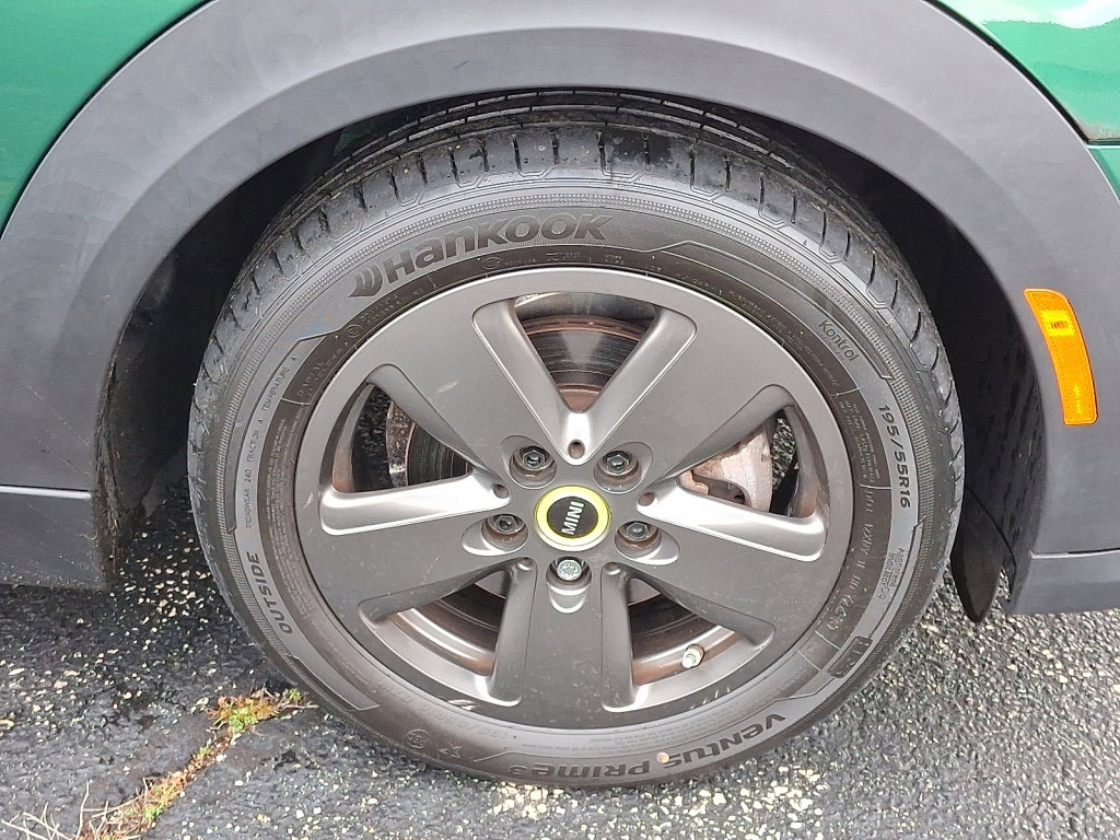 Used 2022 MINI Cooper SE image 9