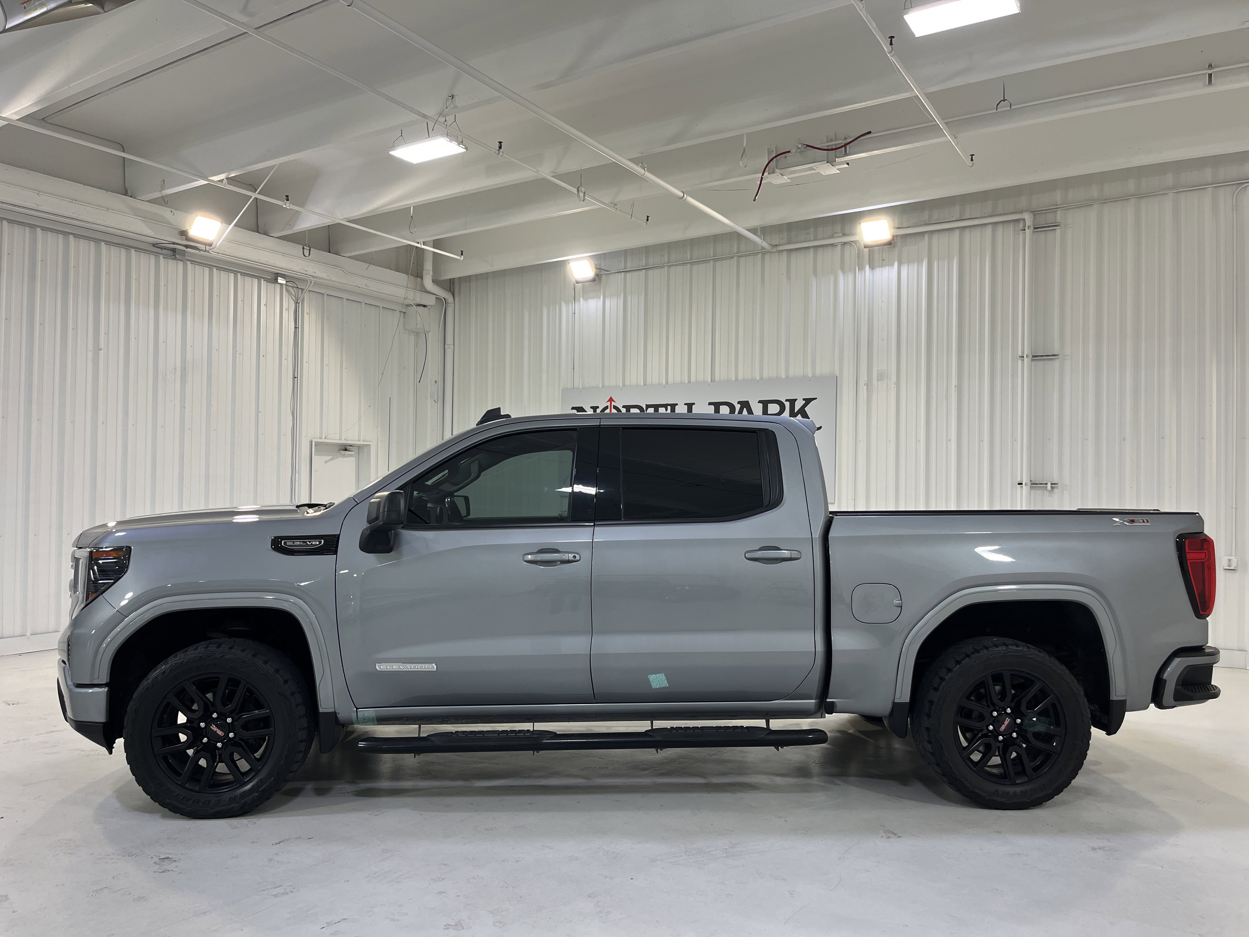 Used 2023 GMC Sierra 1500 Elevation w/ X31 Off-Road Package image 2