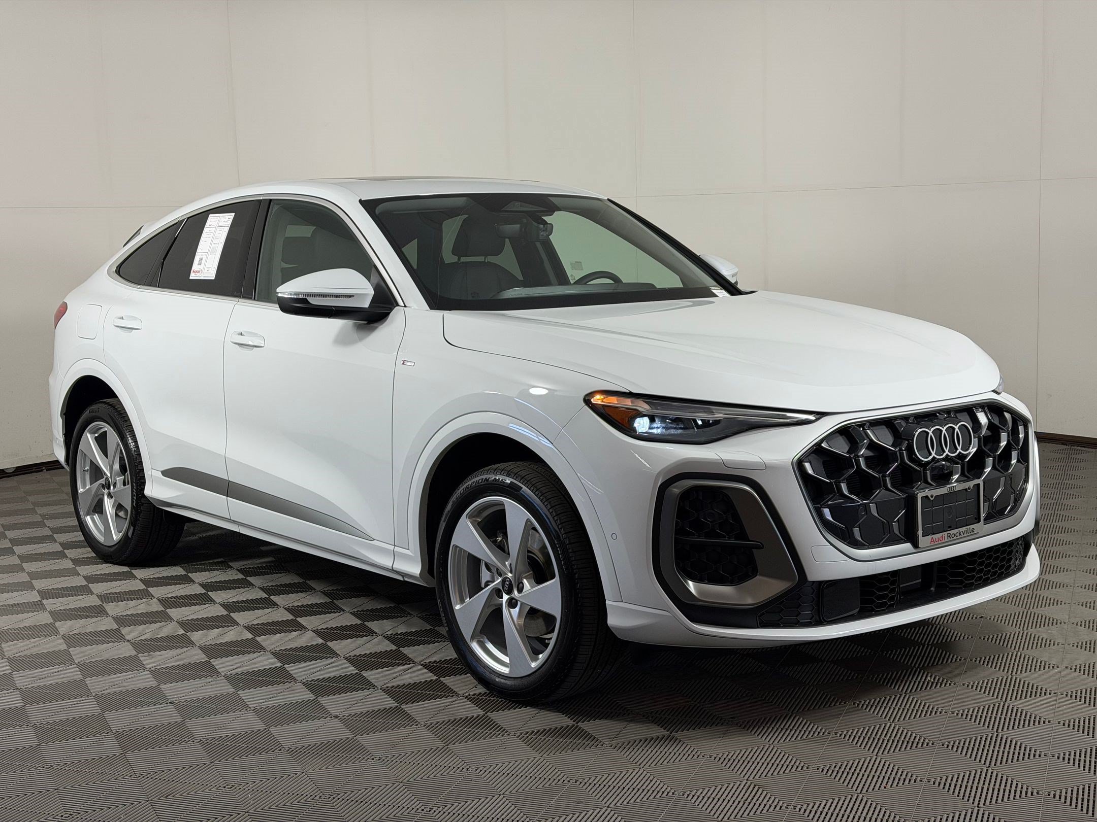 New 2026 Audi Q5 Premium Plus AWD/4WD image 7