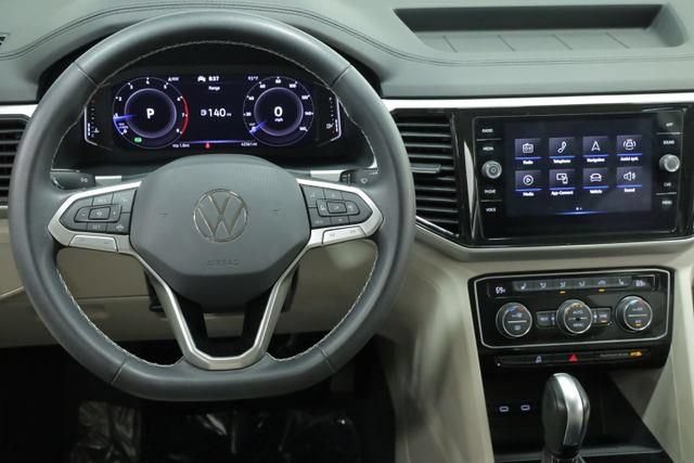 Used 2022 Volkswagen Atlas SE w/ Black Wheel Package FWD image 10
