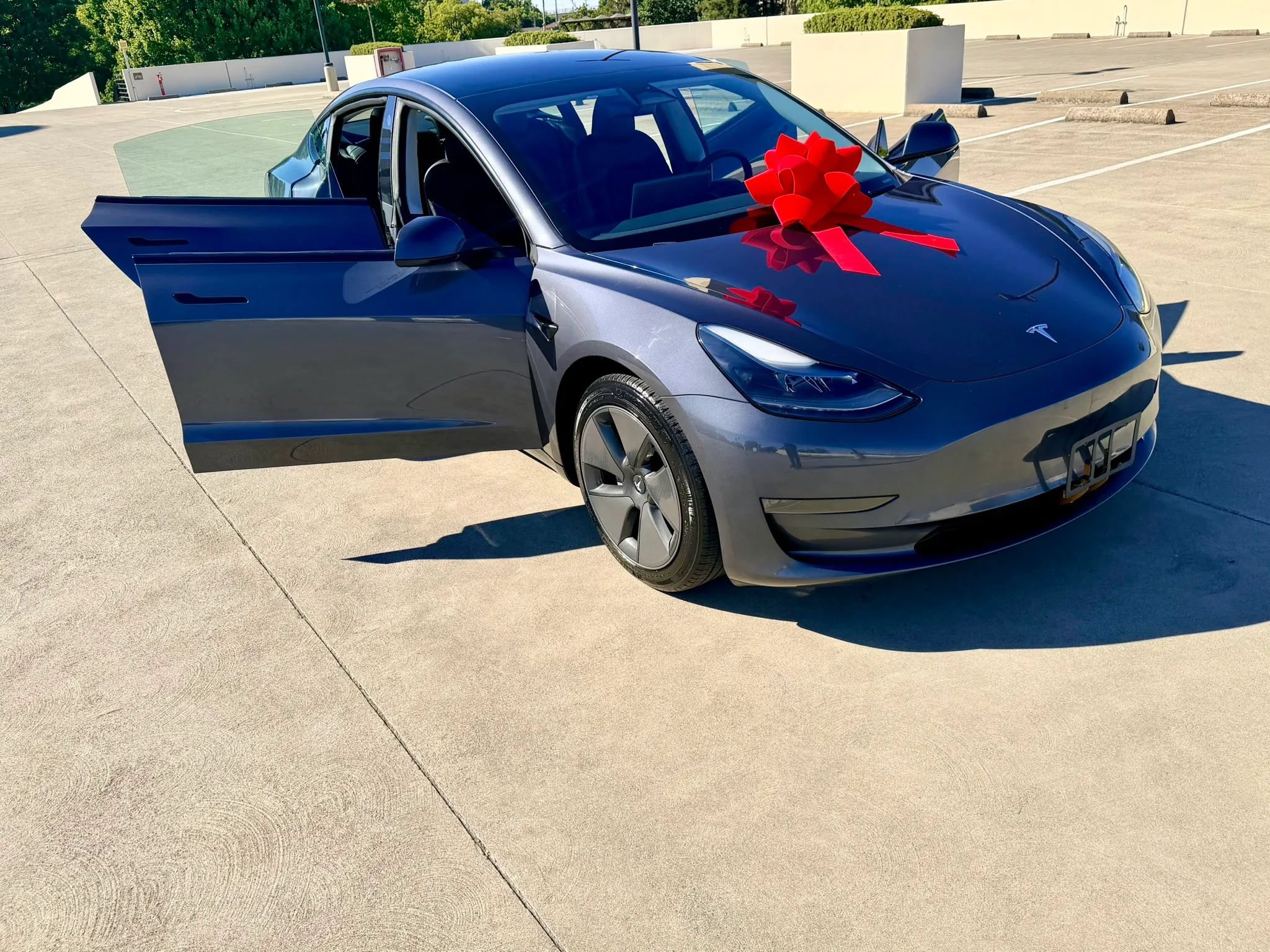 Used 2023 Tesla Model 3 Standard Range RWD image 31