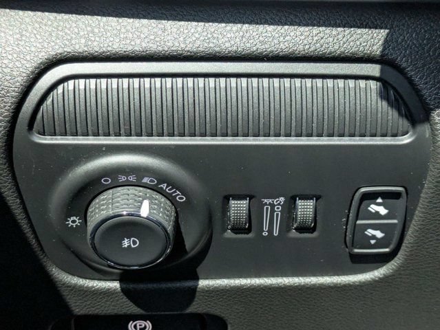Used 2022 Jeep Wagoneer Series II RWD image 26