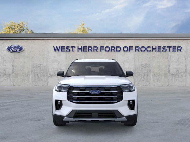 Used 2026 Ford Explorer Active w/ Active Comfort Package AWD/4WD image 7