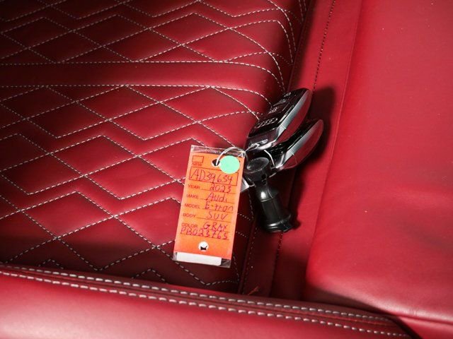 Certified 2023 Audi e-tron S Premium Plus w/ Black Optic Package AWD/4WD image 41