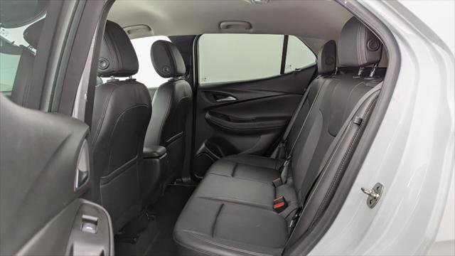 Used 2024 Buick Encore GX Sport Touring image 17