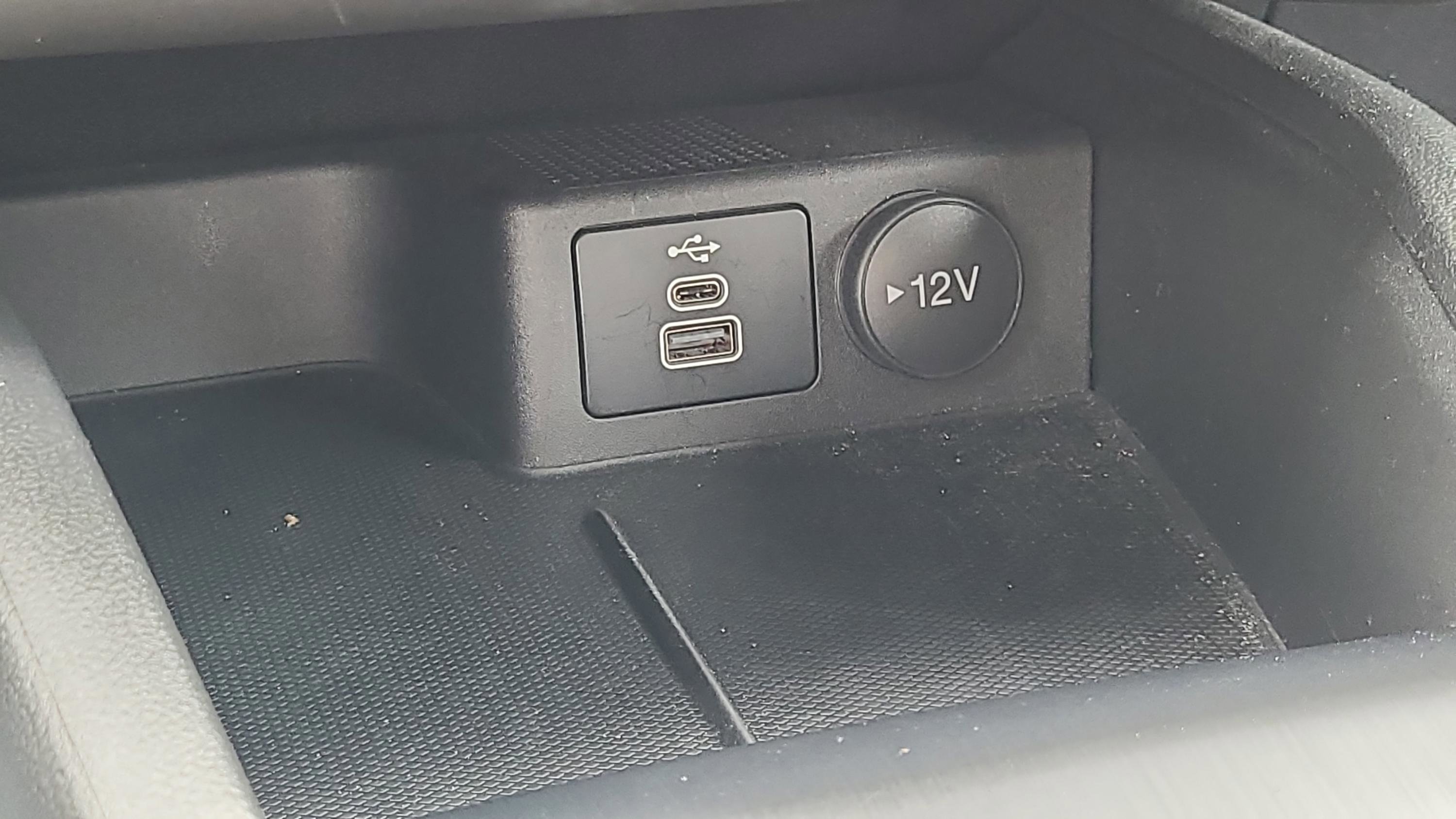 Used 2024 Ford Escape Active w/ Cold Weather Package FWD image 26