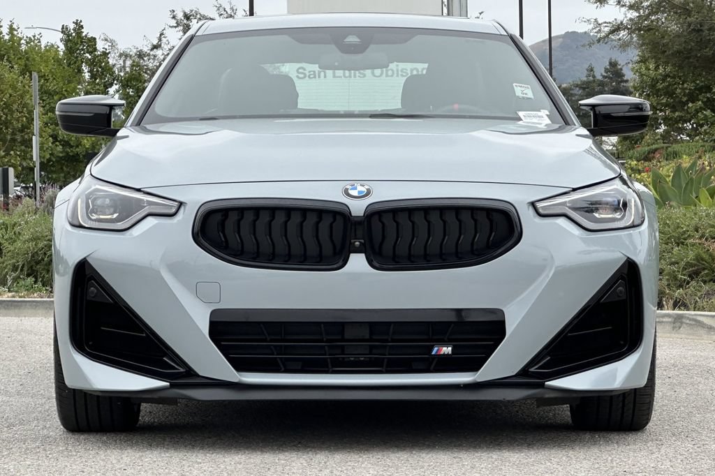 Used 2025 BMW M240i Coupe RWD image 8