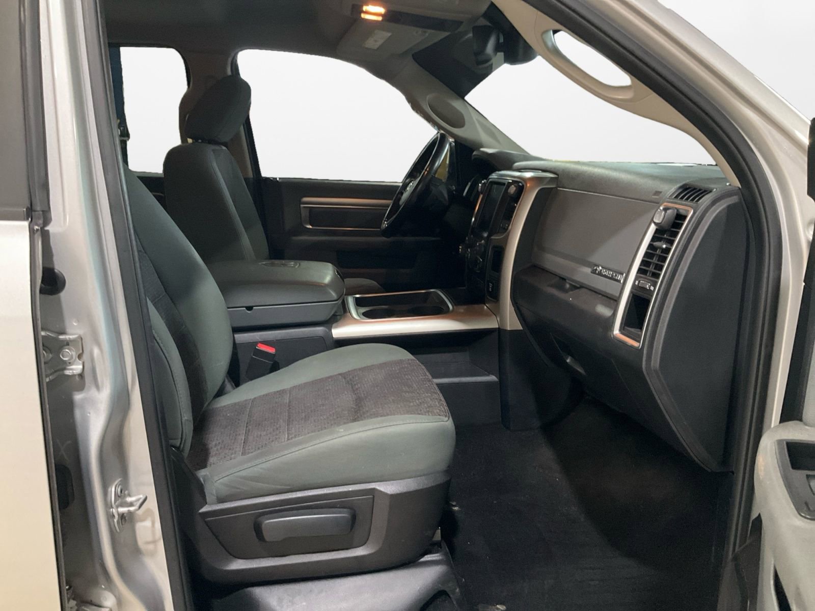 Used 2016 RAM 1500 Big Horn AWD/4WD image 15