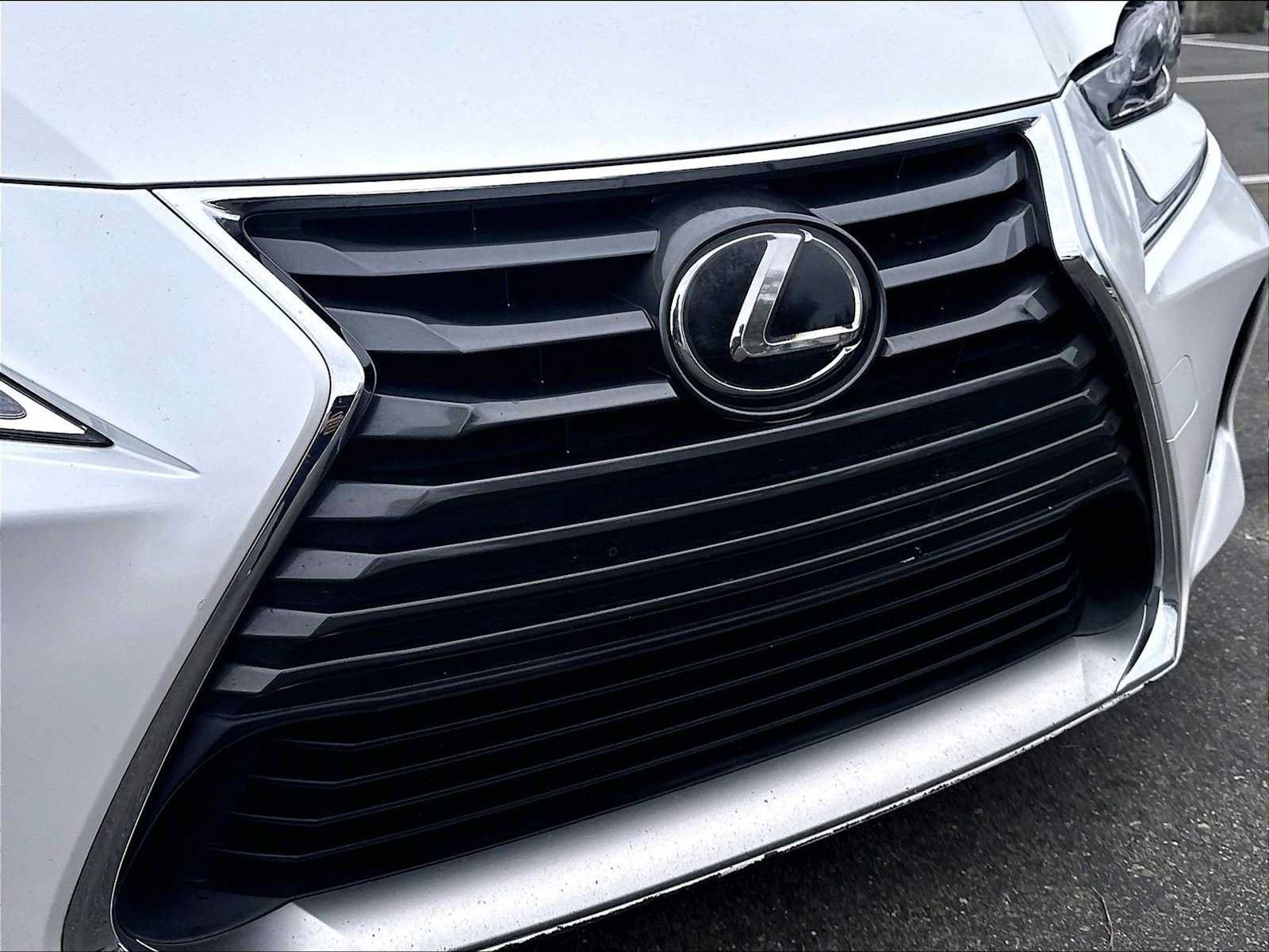 Used 2017 Lexus IS 200t RWD image 32