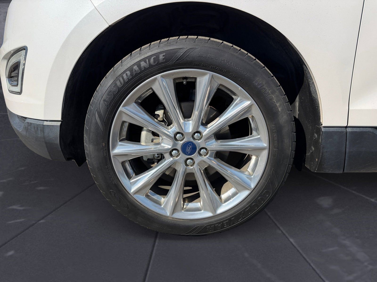 Used 2018 Ford Edge Titanium w/ Equipment Group 301A image 14