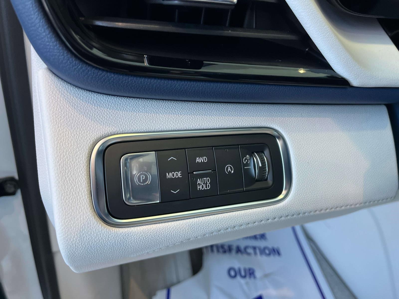 New 2026 Buick Enclave Avenir w/ Super Cruise Package image 24