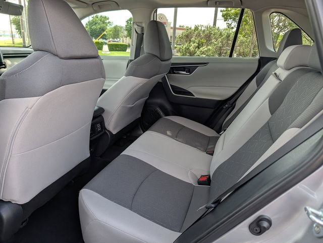 Used 2024 Toyota RAV4 XLE w/ Convenience Package FWD image 27
