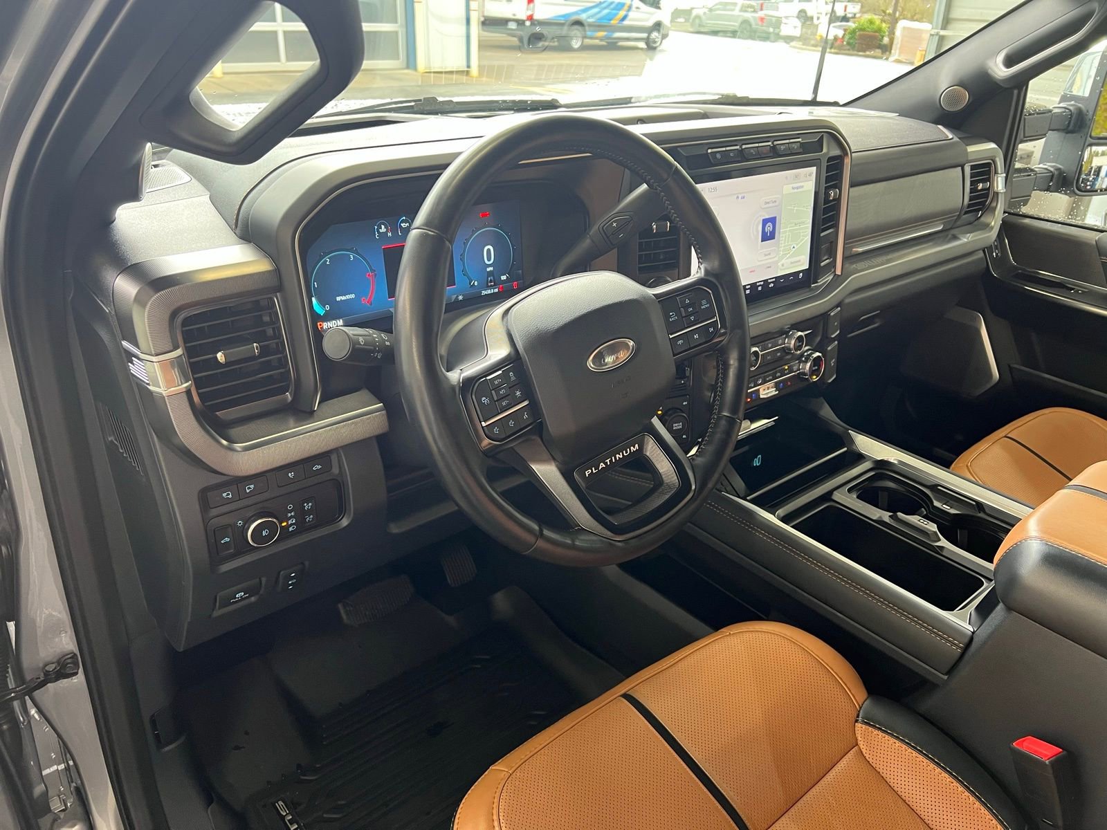 Used 2023 Ford F350 Platinum w/ FX4 Off-Road Package image 11