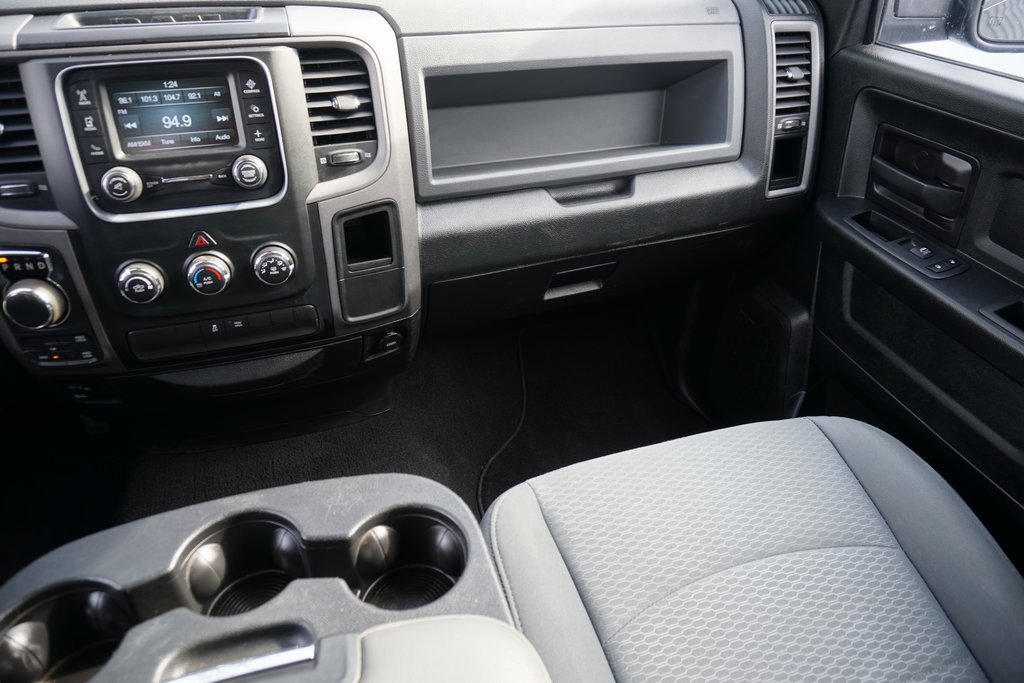 Used 2018 RAM 1500 Express w/ Black Ram 1500 Express Group image 26