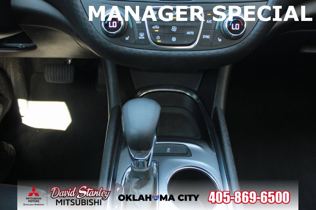 Used 2023 Chevrolet Malibu LT image 19