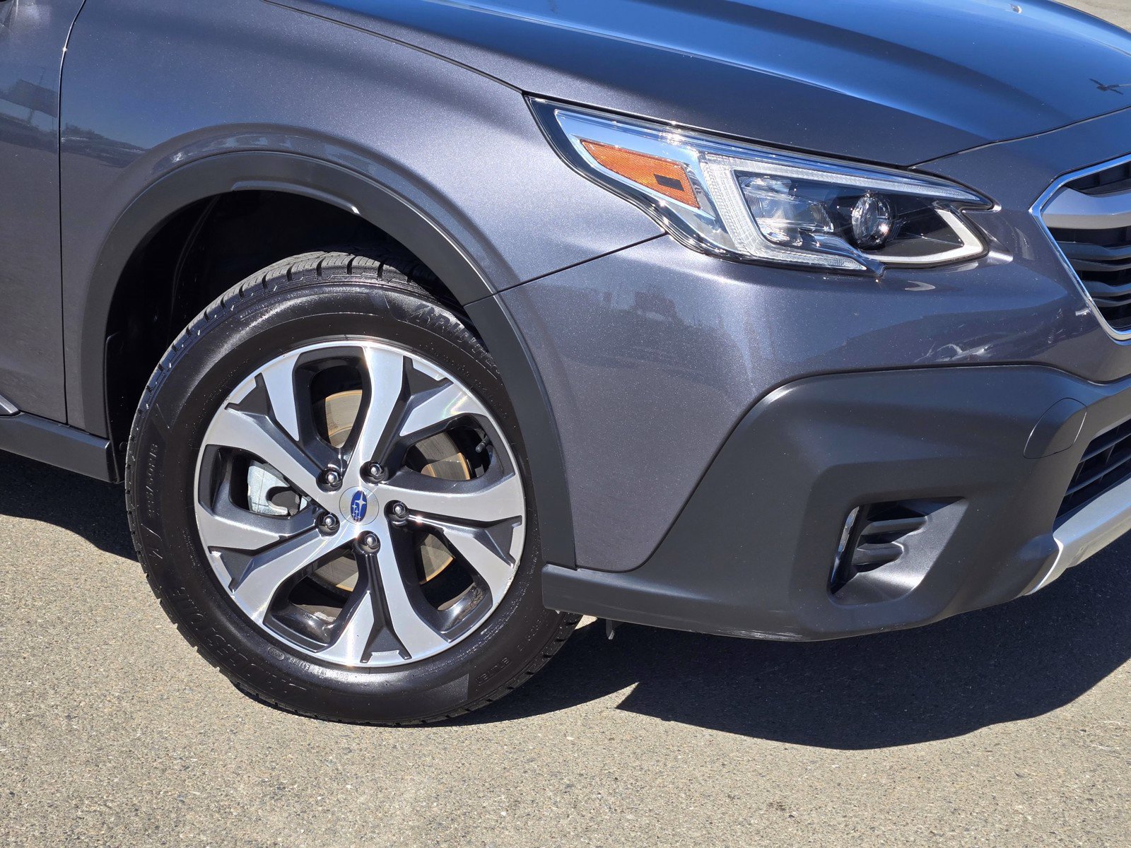 Used 2022 Subaru Outback Limited AWD/4WD image 9