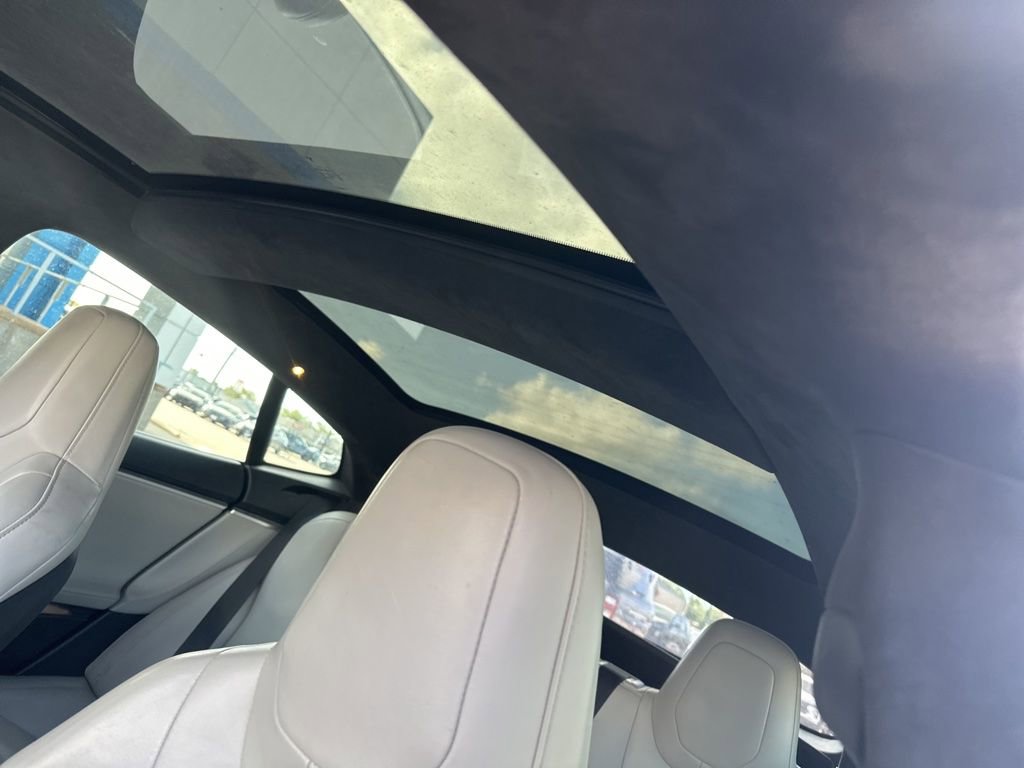 Used 2016 Tesla Model S 90D AWD/4WD image 4