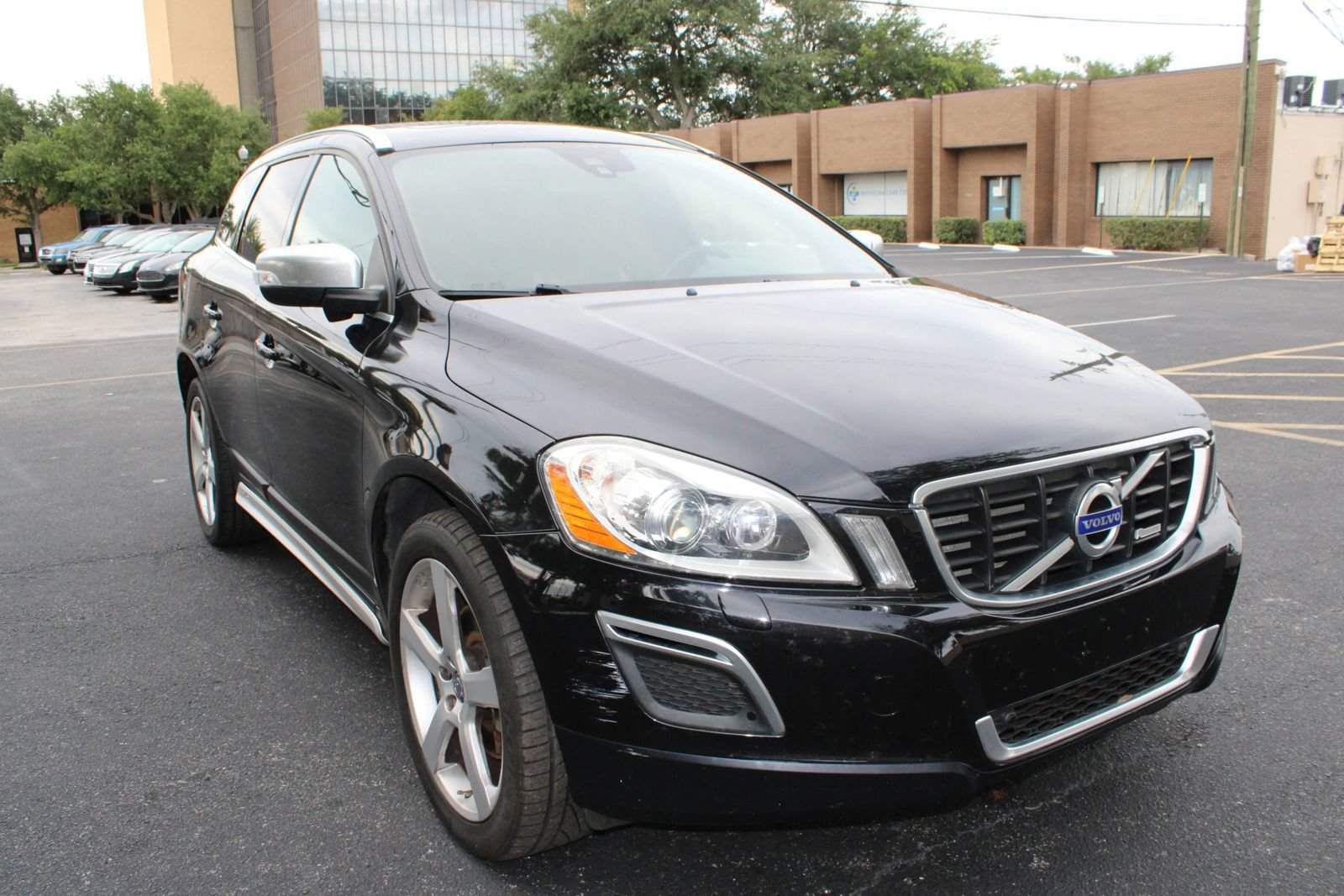 Used 2013 Volvo XC60 T6 R-Design Platinum AWD/4WD image 21