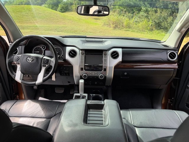 Used 2017 Toyota Tundra Limited image 18