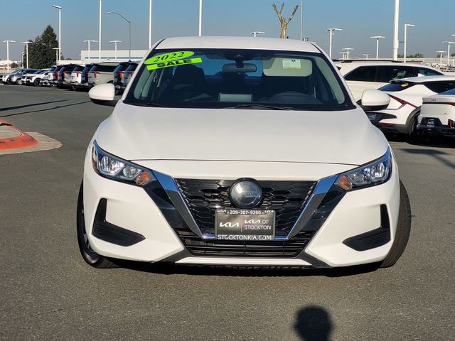 Used 2022 Nissan Sentra SV image 2