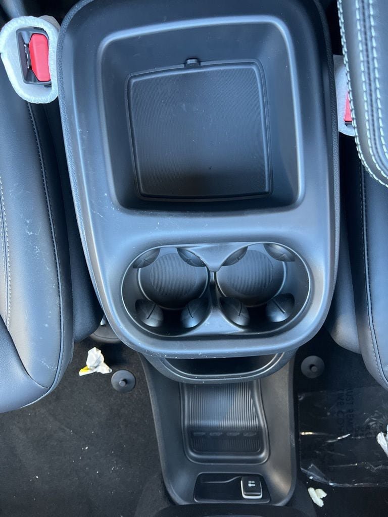 New 2026 Chrysler Pacifica Select FWD image 31