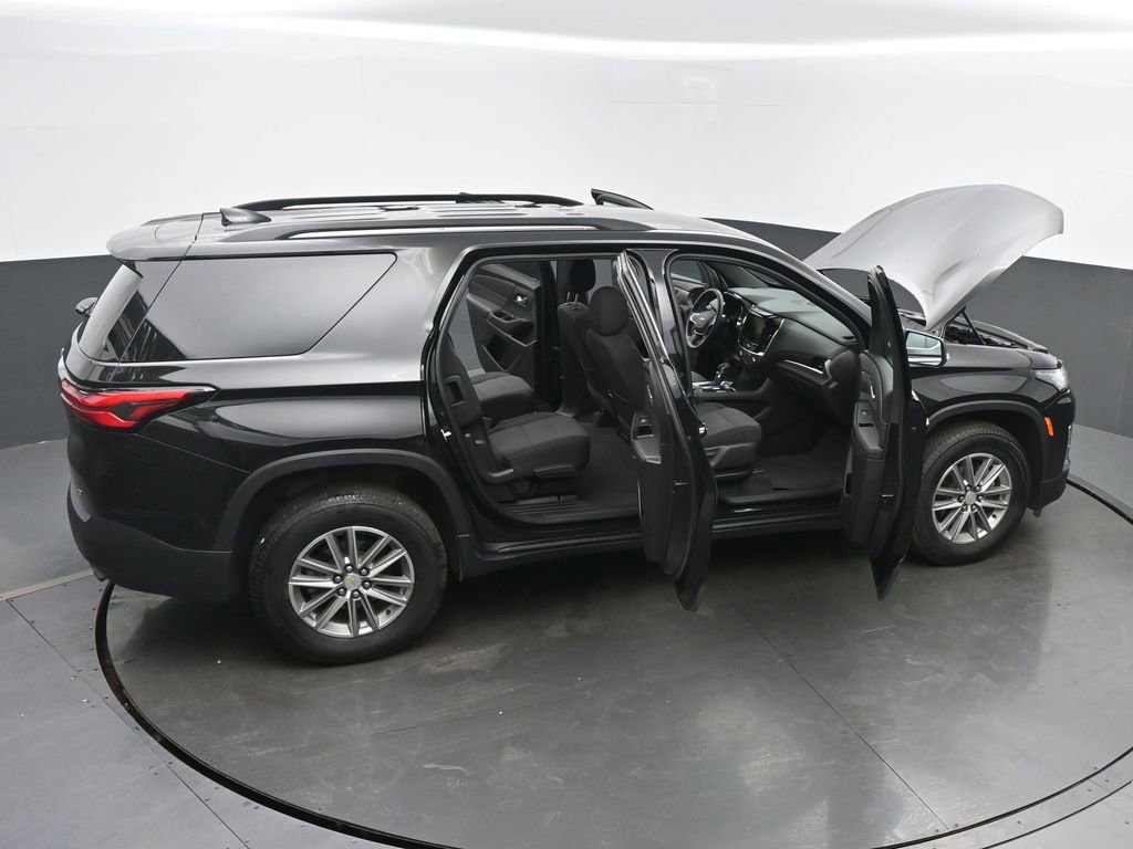 Used 2023 Chevrolet Traverse LT image 67