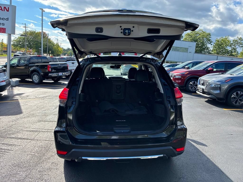Certified 2017 Nissan Rogue SL w/ SL Premium Package AWD/4WD image 13