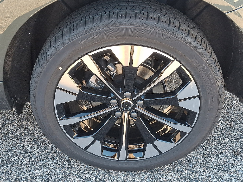 New 2027 Volvo XC60 B5 Ultra AWD/4WD image 7