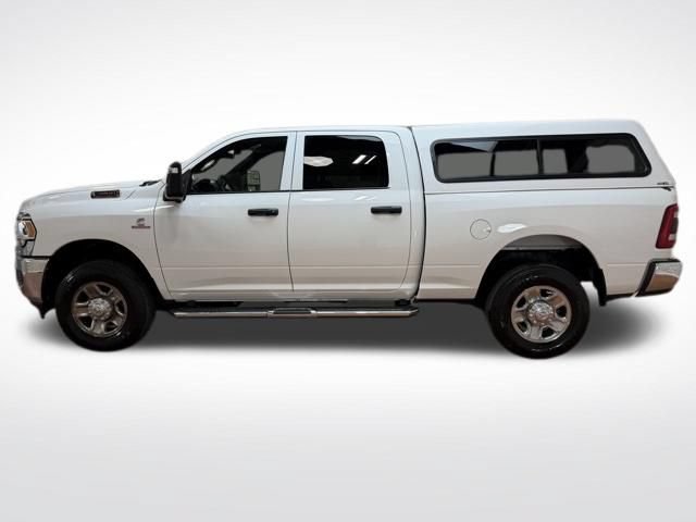 Used 2024 RAM 3500 Tradesman w/ Towing Technology Group AWD/4WD image 4