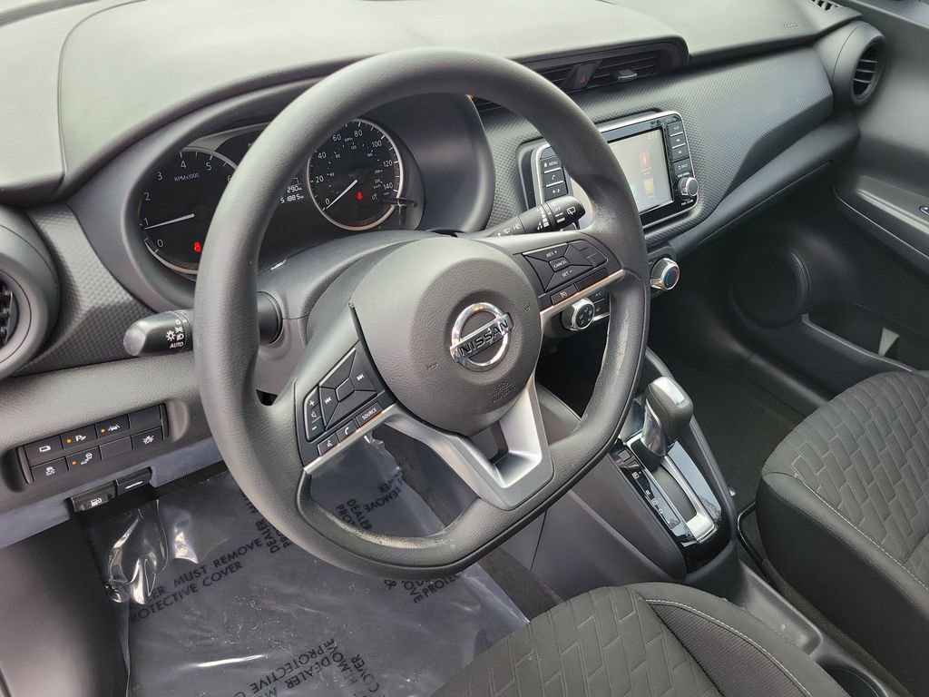 Certified 2021 Nissan Kicks S image 21