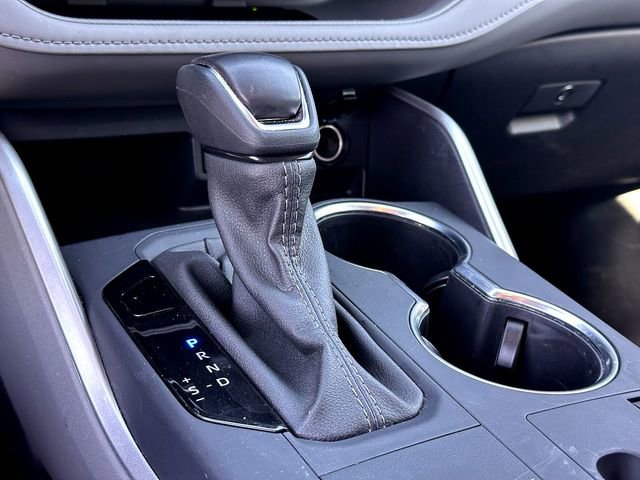 Certified 2025 Toyota Highlander XLE AWD/4WD image 17