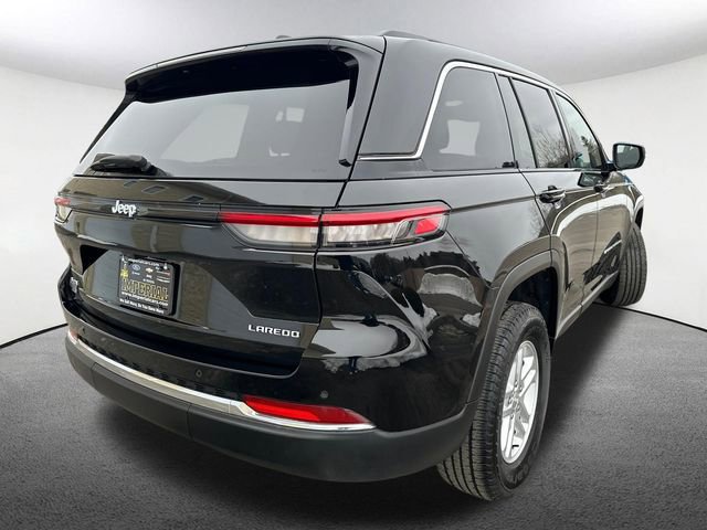 Used 2023 Jeep Grand Cherokee Laredo w/ Luxury Tech Group I image 14