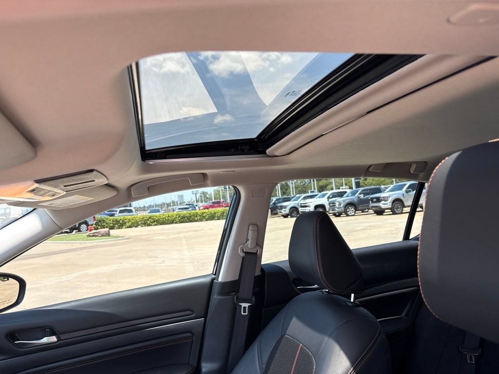 Used 2022 Nissan Altima 2.0 SR FWD image 11